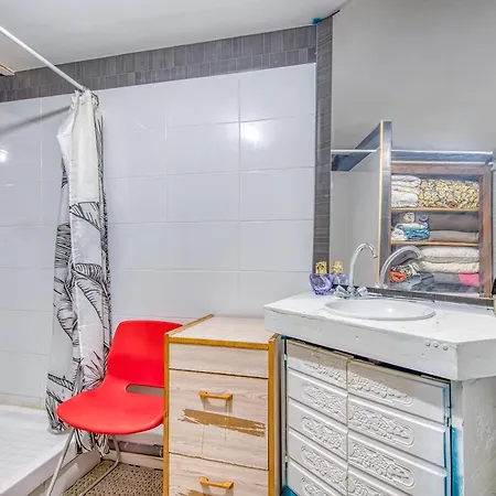 Apartment Dari